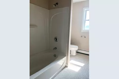 910 Boston Post Road #3, West Haven, CT 06516 - Photo 4