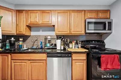 15 Spread Oak Lane, Waterbury, CT 06704 - Photo 14