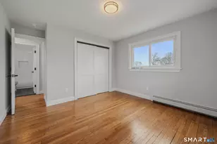 1092 Ocean Ave, New London, CT 06320 - Photo 28