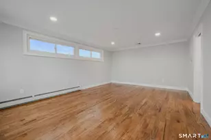 1092 Ocean Ave, New London, CT 06320 - Photo 34