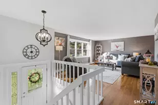 92 Laurel Ln, Simsbury, CT 06070 - Photo 4