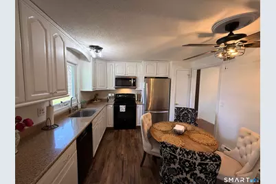 92 Laurel Lane, Simsbury, CT 06070 - Photo 8