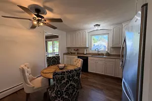 92 Laurel Ln, Simsbury, CT 06070 - Photo 10