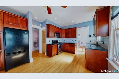 134 Mansfield Street #Penthouse, New Haven, CT 06511 - Photo 12