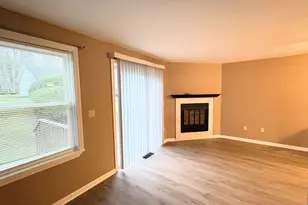 29 Kathleen Dr, Windham, CT 06226 - Photo 4