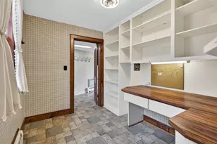 37 N Stonington Rd, Stonington, CT 06378 - Photo 10