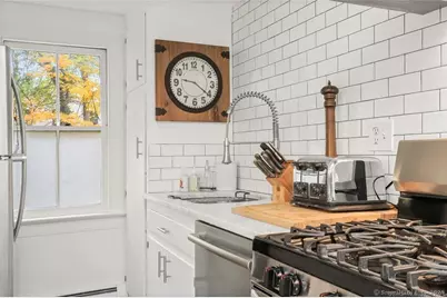 47 Hollow Tree Ridge Road #A, Darien, CT 06820 - Photo 14