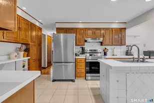 156 Bender Rd, Hamden, CT 06518 - Photo 18
