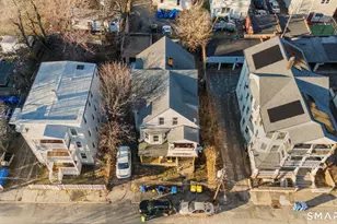 163 Wood St, Waterbury, CT 06704 - Photo 4