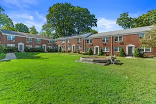 14 Hamilton Ct, Stamford, CT 06902 - Photo 22