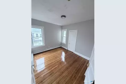 74 Chadwick Avenue #3, Hartford, CT 06106 - Photo 10