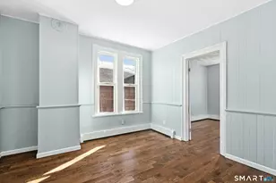 57 Milne St, Bridgeport, CT 06604 - Photo 10