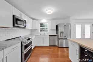 751 W Avon Rd, Avon, CT 06001 - Photo 18