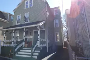 43 Elmwood Ave, Bridgeport, CT 06605 - Photo 2