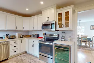 5 Forsyth St, Stonington, CT 06355 - Photo 4