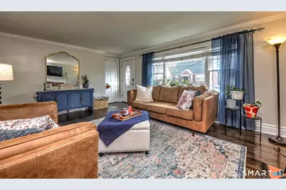 35 Nelson Terrace, Bridgeport, CT 06610 - Photo 8