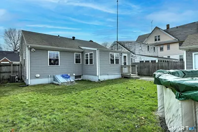 35 Nelson Terrace, Bridgeport, CT 06610 - Photo 4