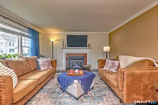 35 Nelson Terrace, Bridgeport, CT 06610 - Photo 10