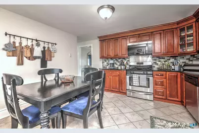 35 Nelson Terrace, Bridgeport, CT 06610 - Photo 14