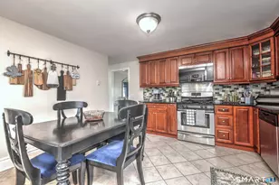 35 Nelson Terrace, Bridgeport, CT 06610 - Photo 14