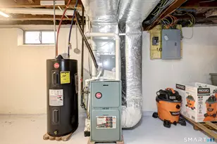 35 Nelson Terrace, Bridgeport, CT 06610 - Photo 34