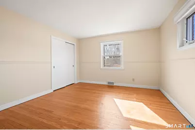 121 View Street, Torrington, CT 06790 - Photo 10