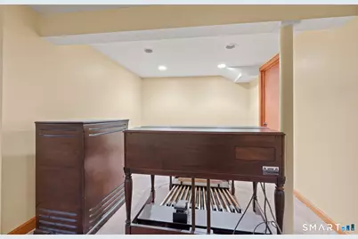 121 View Street, Torrington, CT 06790 - Photo 18