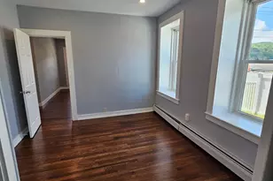 301 Roosevelt Dr, Derby, CT 06418 - Photo 12