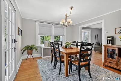 31 Somerset Street, Wethersfield, CT 06109 - Photo 2