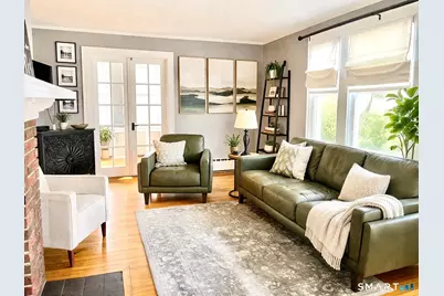 31 Somerset Street, Wethersfield, CT 06109 - Photo 2