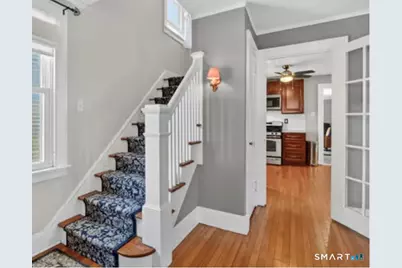 31 Somerset Street, Wethersfield, CT 06109 - Photo 8