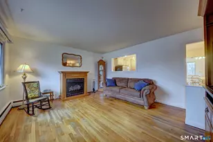 37 Yates St, West Haven, CT 06516 - Photo 4