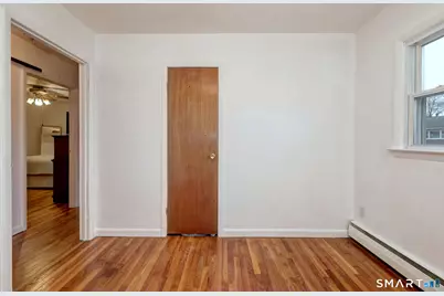 37 Yates Street, West Haven, CT 06516 - Photo 18