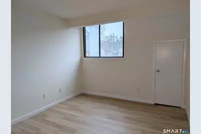 331 Heritage Village #D, Southbury, CT 06488 - Photo 4