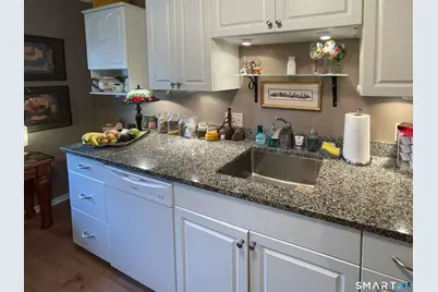 241 Heritage Village #B, Southbury, CT 06488 - Photo 8