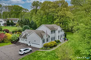 170 Whippoorwill Ln, Stratford, CT 06614 - Photo 4