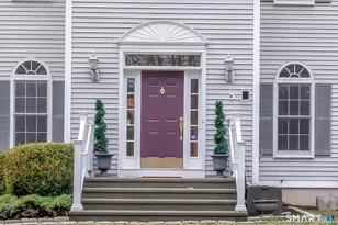170 Whippoorwill Ln, Stratford, CT 06614 - Photo 2