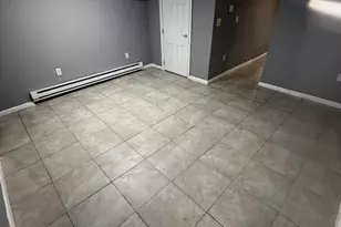 42 Cottage St, Bridgeport, CT 06605 - Photo 12