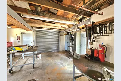 933 Vauxhall St Extension, Waterford, CT 06375 - Photo 34