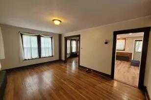 44 S Elm St, Wallingford, CT 06492 - Photo 4