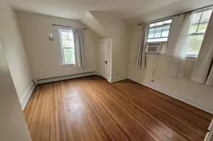 44 S Elm St, Wallingford, CT 06492 - Photo 10