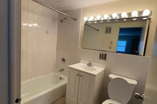 70 McKinley Ave, Bridgeport, CT 06606 - Photo 4