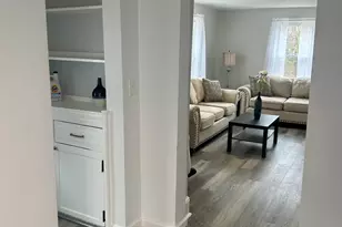 110 Belmont Ave, Windsor, CT 06095 - Photo 6