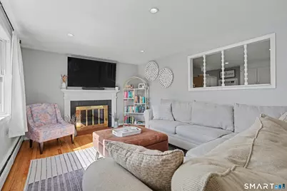 6 Old Farm Drive, Newington, CT 06111 - Photo 2