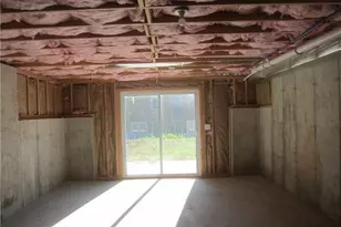 574 Chopsey Hill Rd, Bridgeport, CT 06606 - Photo 20