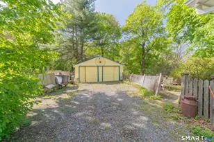 28 Reservoir St, Bethel, CT 06801 - Photo 2