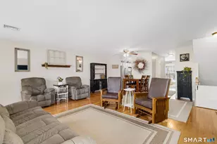 83 Perry St, Putnam, CT 06260 - Photo 6