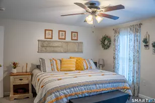 83 Perry St, Putnam, CT 06260 - Photo 12