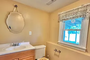2007 Hartford Tpke, North Haven, CT 06473 - Photo 24