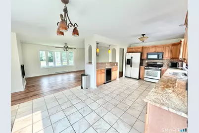 2007 Hartford Turnpike, North Haven, CT 06473 - Photo 4